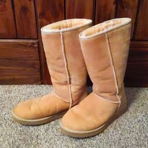 Ugg classic boots